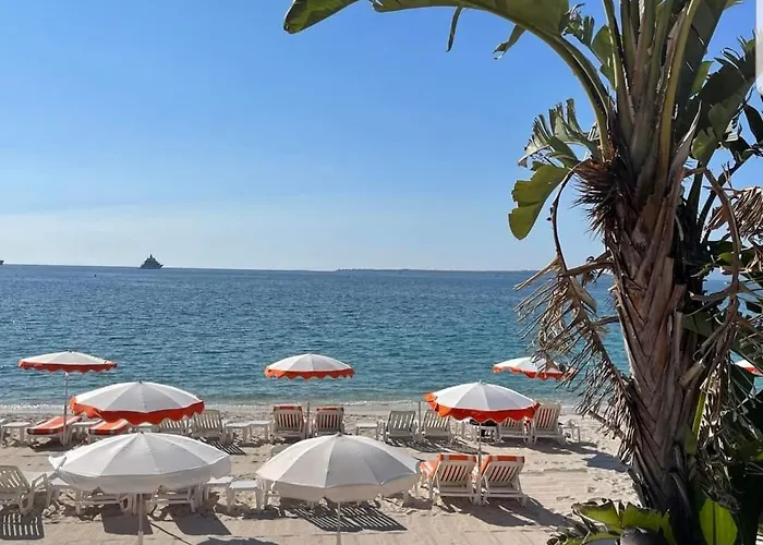 Seaside Apartement